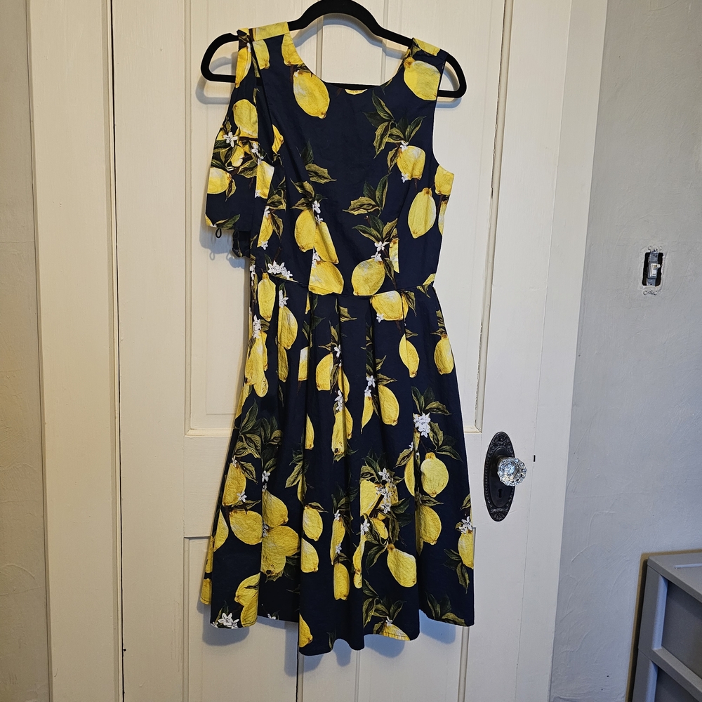 Rockabilly Swing Dress In Lemon Print On Navy With Belt.